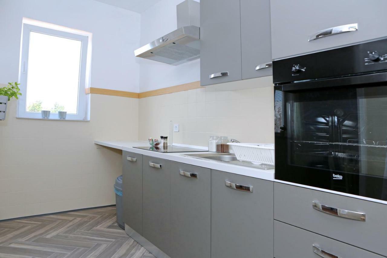 Apartman Charlie Vrsi Exteriör bild